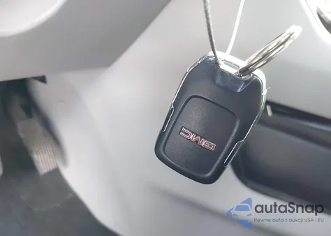 2020 GMC Terrain Awd Sle z USA, uszkodzony, nr VIN 3GKALTEV7LL250574